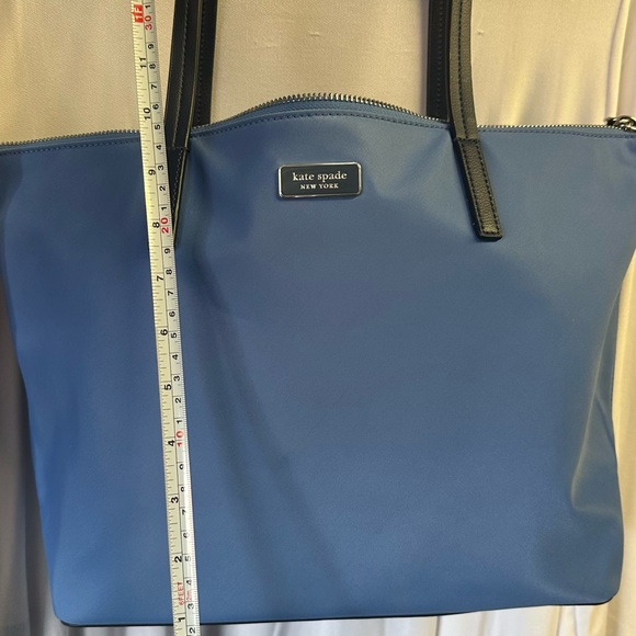 kate spade Blue Tote Bag with Smooth Leather and Spacious Design - Picture 3 of 7